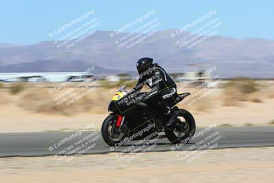 media/Apr-15-2022-Apex Assassins (Fri) [[9fb2e50610]]/Trackday Level 1/Session 2/Speed Shots/